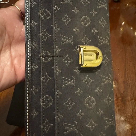 Louis Vuitton Brown Monogram Clutch - Picture 5 of 10